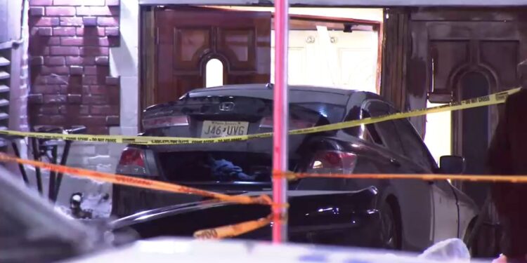 New York Police Investigate Car Attack at Jewish Center in Brooklyn
