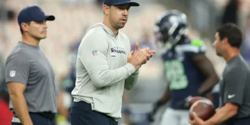 Raiders Set to Hire Seahawks Assistant Klint Kubiak as Head Coach After Season