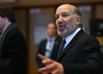 Lawmakers Demand Howard Lutnick Resign Over Epstein Connection Denial